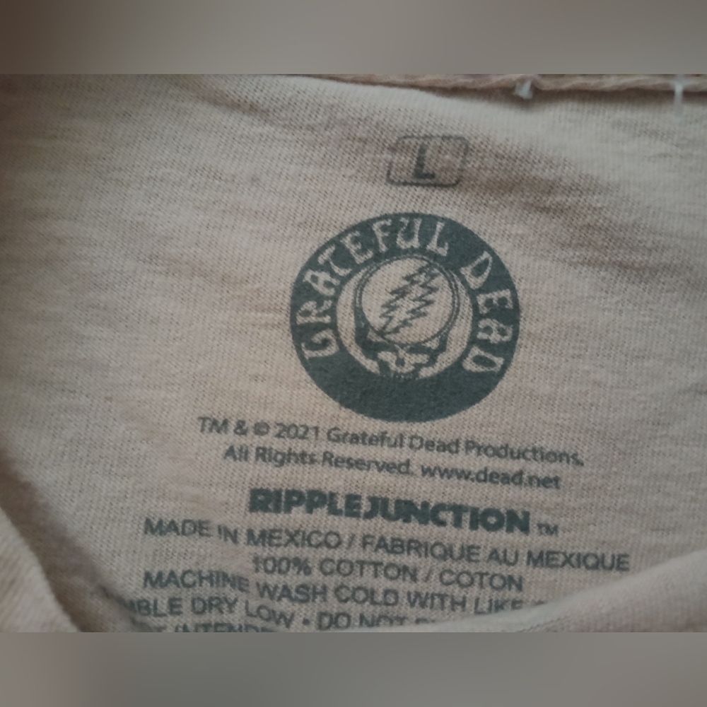 Grateful Dead Band T-Shirt PinkishTan with Dancing Bears Logo - Picture 3 of 3